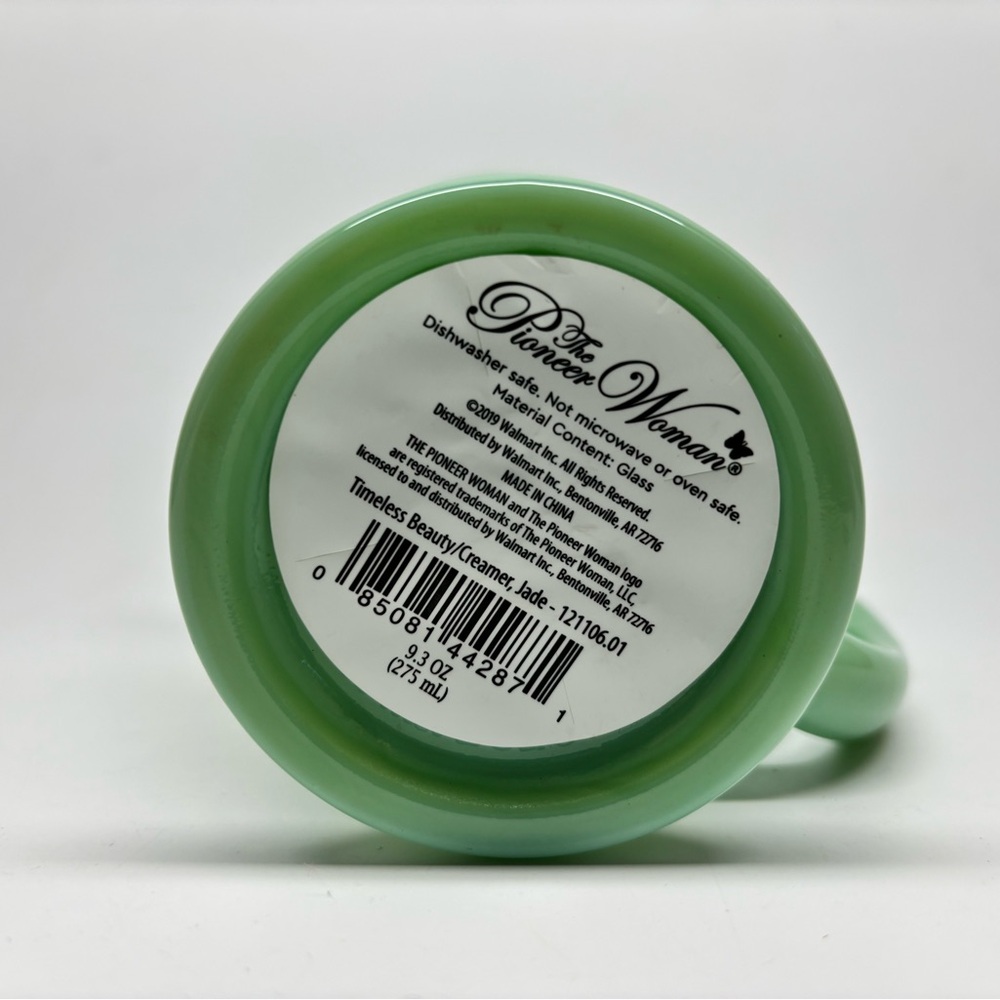 Pioneer Woman Timeless Beauty Jade Creamer NEW 9.3oz - Picture 5 of 6